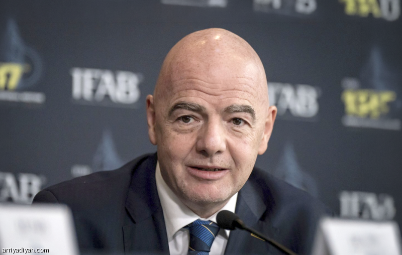 الاتحاد السويسري يسحب دعمه لإنفانتينو