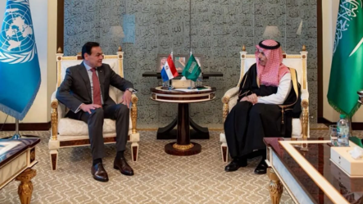 السعودية وباراغواي توقعان اتفاقية للإعفاء المتبادل من التأشيرات لحاملي الجوازات الدبلوماسية والخاصة