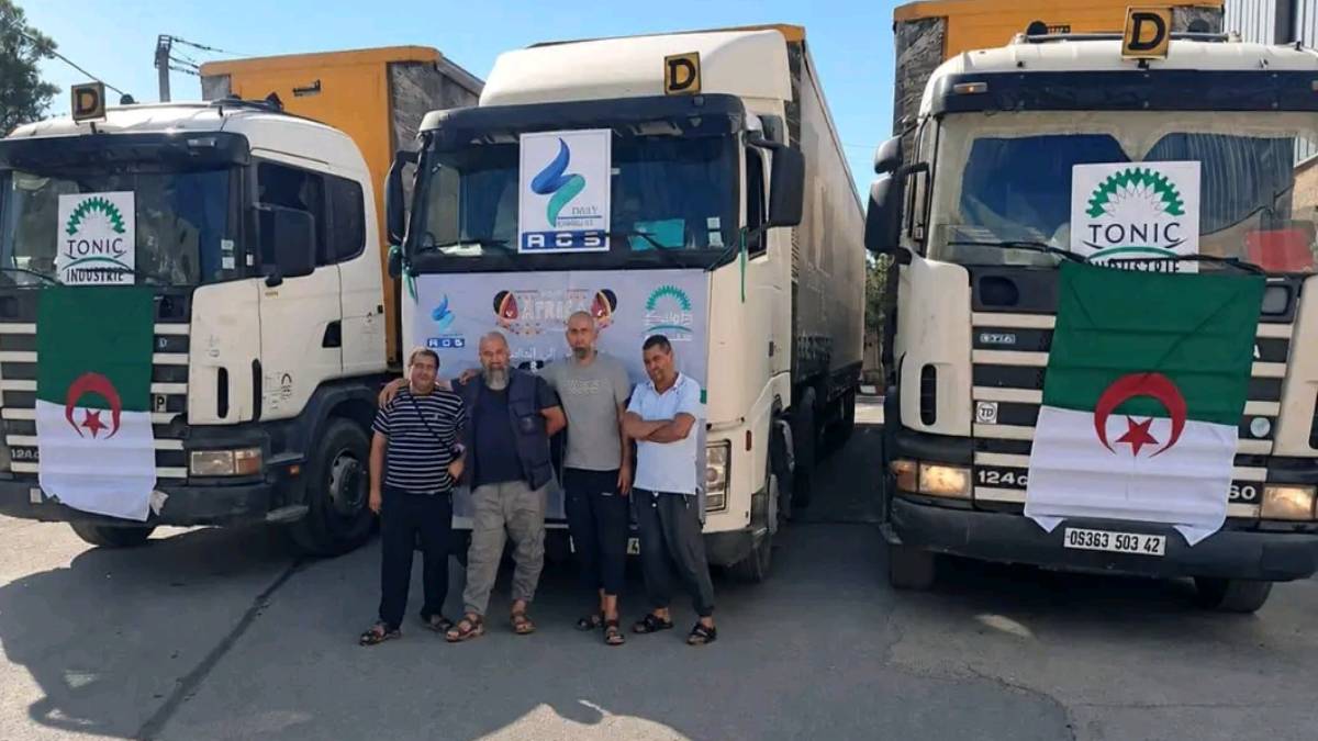 طونيك صناعة تعزز صادراتها إلى تونس بشحنة تقارب مليون وحدة من منتجات التغليف