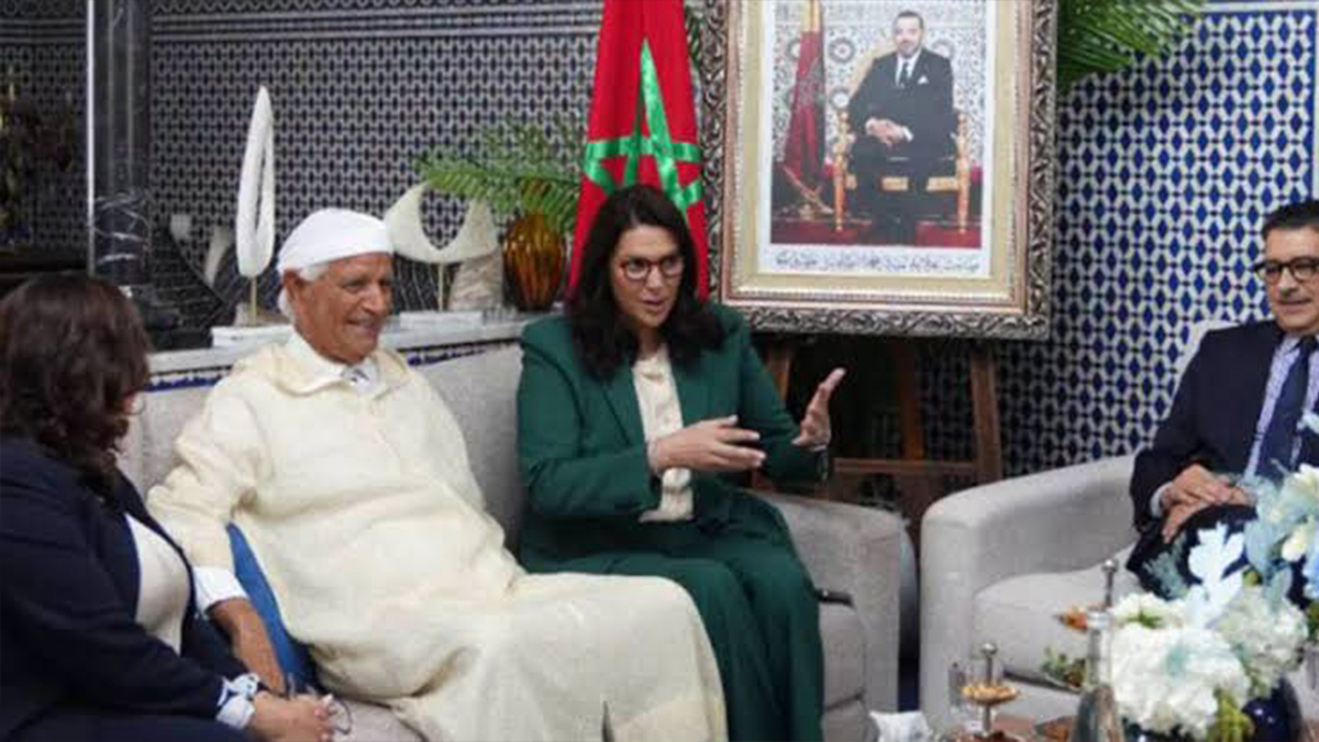 استقبال رئيسة حكومة المخزن لـ”جلاد سنوات الرصاص” يكسر أوهام المصالحة ويفضح الحماية الرسمية للجلادين 