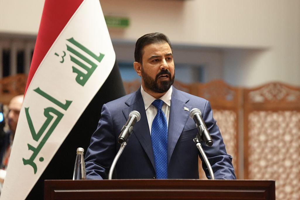 العراق يربط السيادة بحصر السلاح بيد الدولة