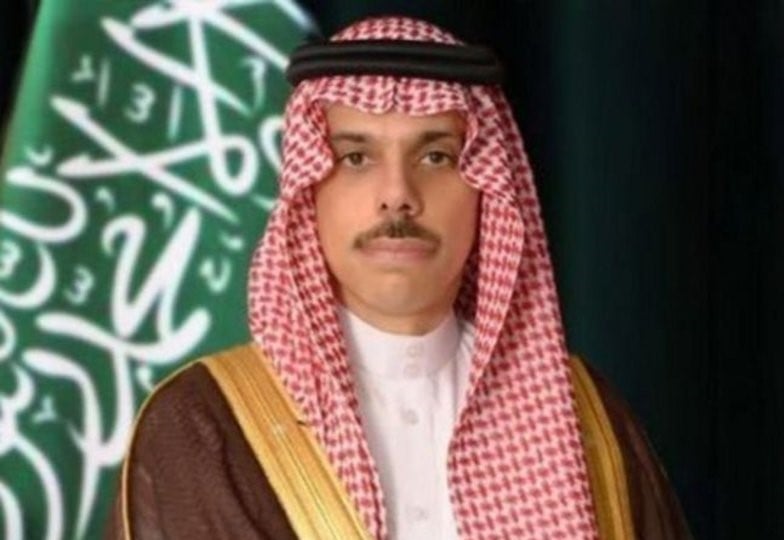 وزير الخارجية يتلقى اتصالاً من نظيره الياباني بشأن اعتداءات الحوثيين