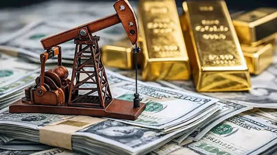 ‫النفط والذهب يتراجعان مع ارتفاع الدولار