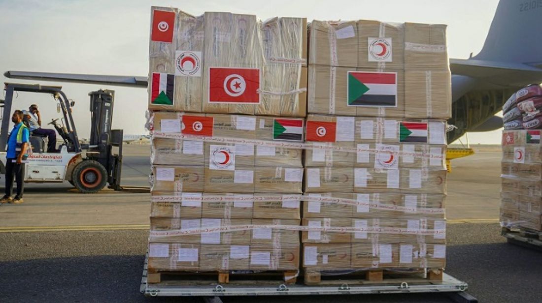 تونس ترسل طائرة مساعدات إلى السودان