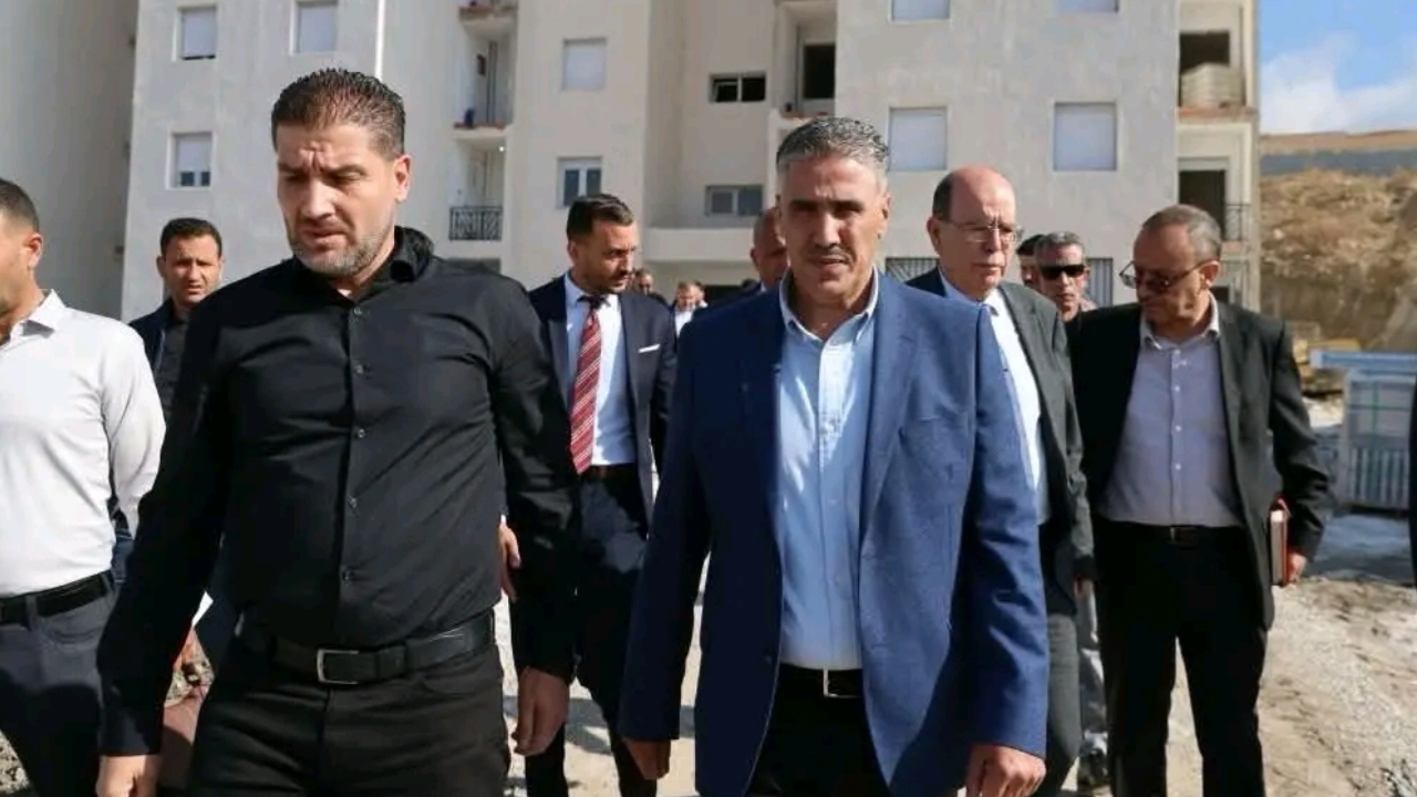 لليوم الثاني.. وزير السكن يواصل زيارته التفقدية لمشاريع عدل 3
