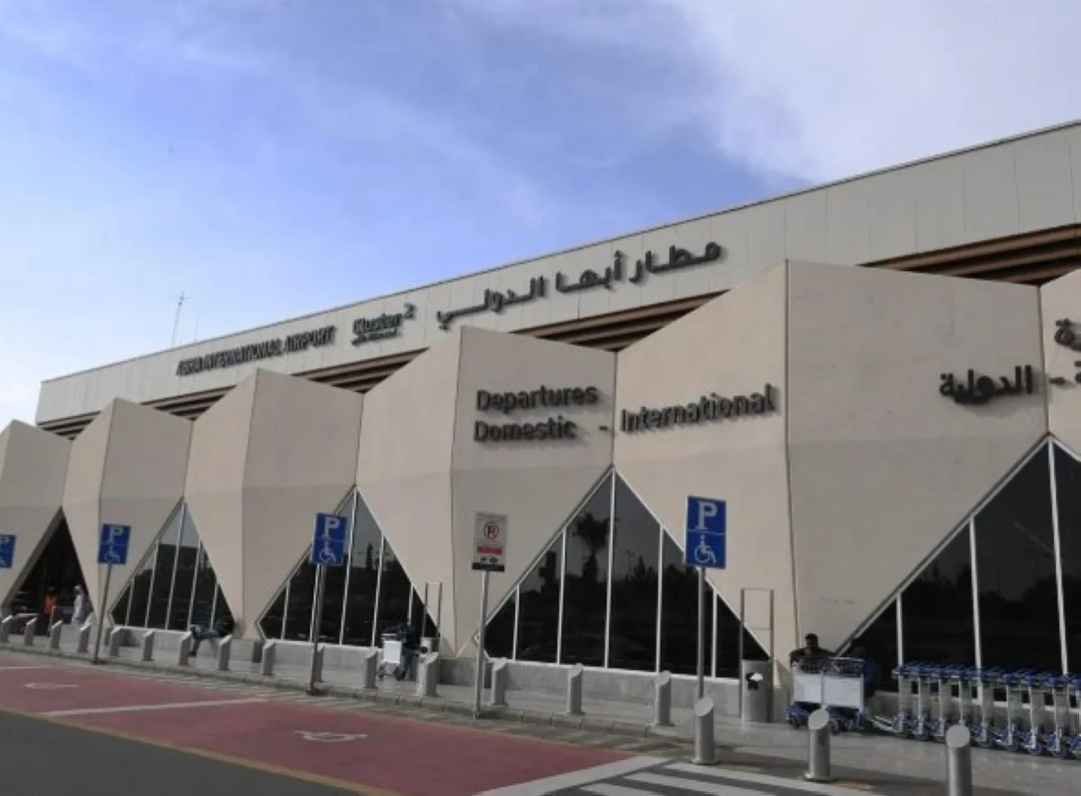 الطيران المدني السعودي: اعتداءان استهدفا مرافق مطاري أبها والملك خالد الدوليين