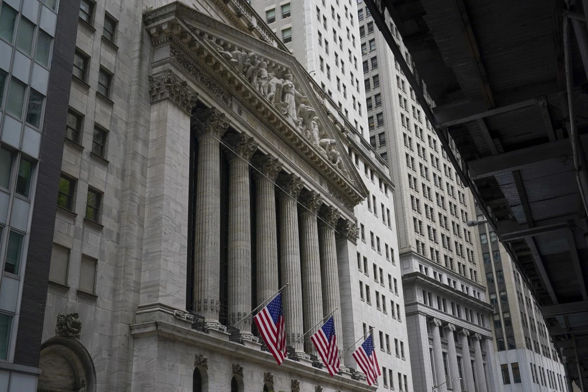 ديون الشركات الأمريكية تتصاعد إلى 139.8 مليار دولار