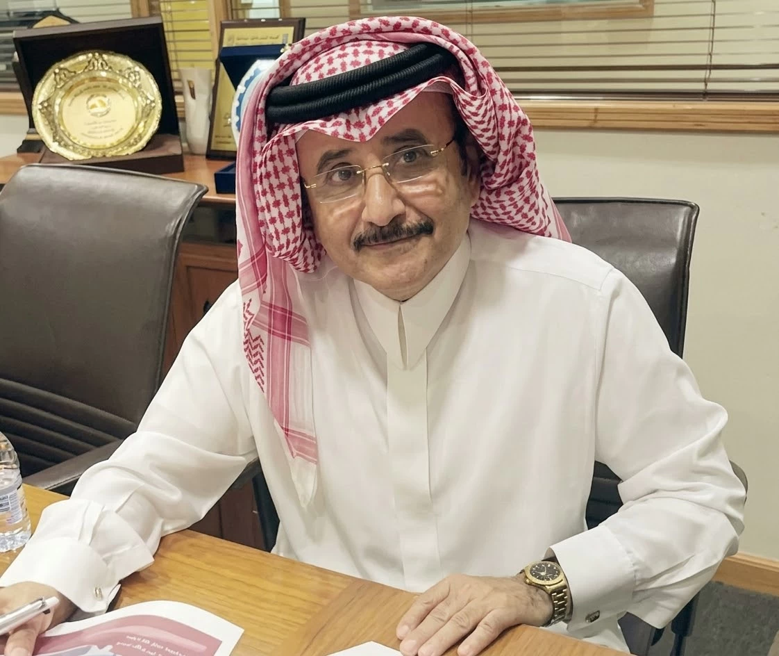 وفاة يعرب باهبري .. والصلاة عليه اليوم في جامع الراجحي بالرياض