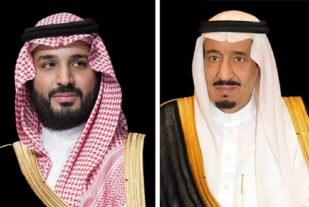 خادم الحرمين وولي العهد يهنئان ملك إسبانيا بذكرى اليوم الوطني