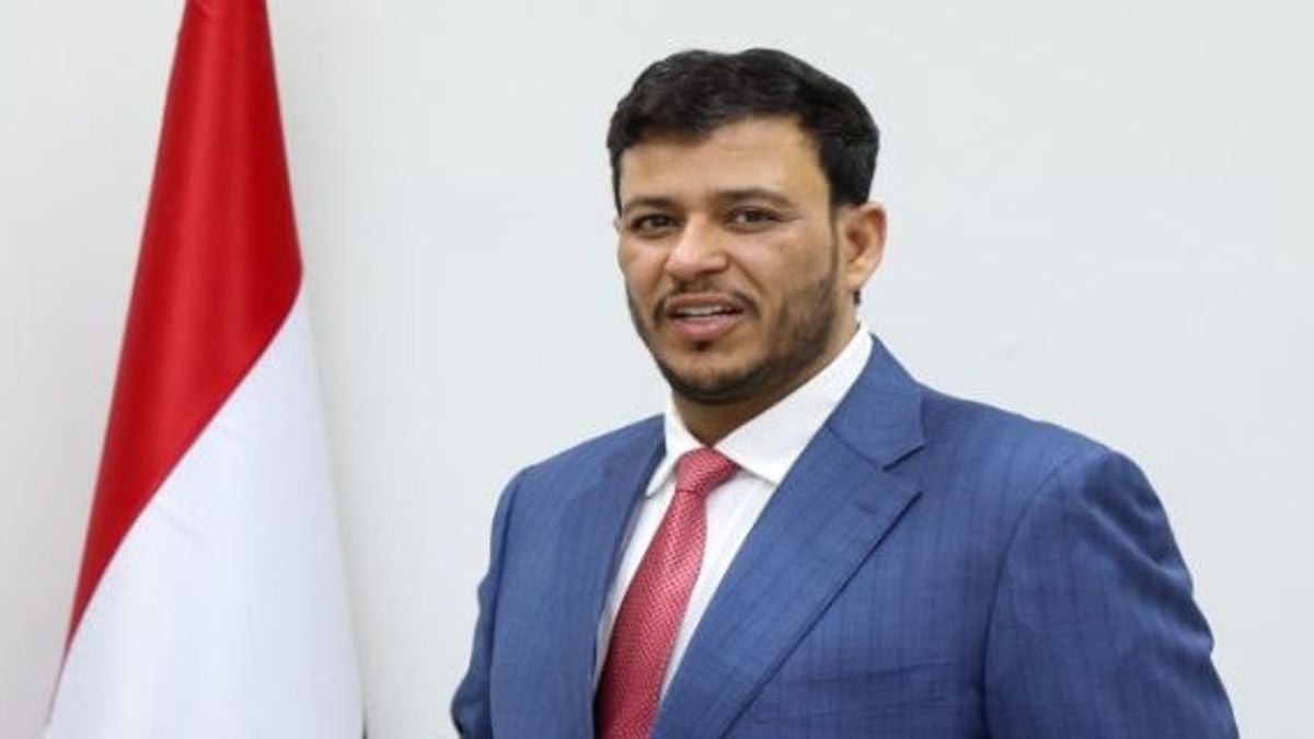 «العليمي»: جرائم الحوثي الإرهابية باستهداف مطار الملك خالد تستوجب موقفا إقليميا ودوليا حاسما
