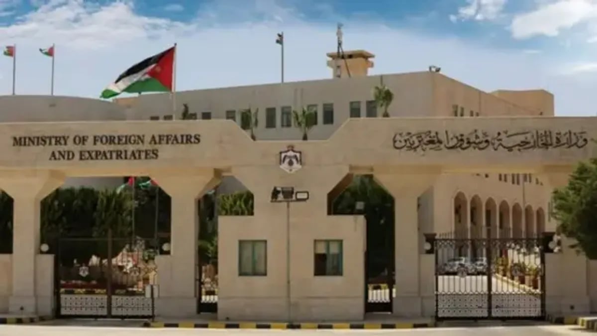 الأردن يدين الاعتداء السافر لميليشيا الحوثي الإرهابية على مطار الملك خالد الدولي