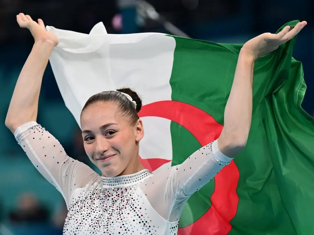 كايليا نمور تتصدر تصفيات بطولة العالم للجمباز بروتردام