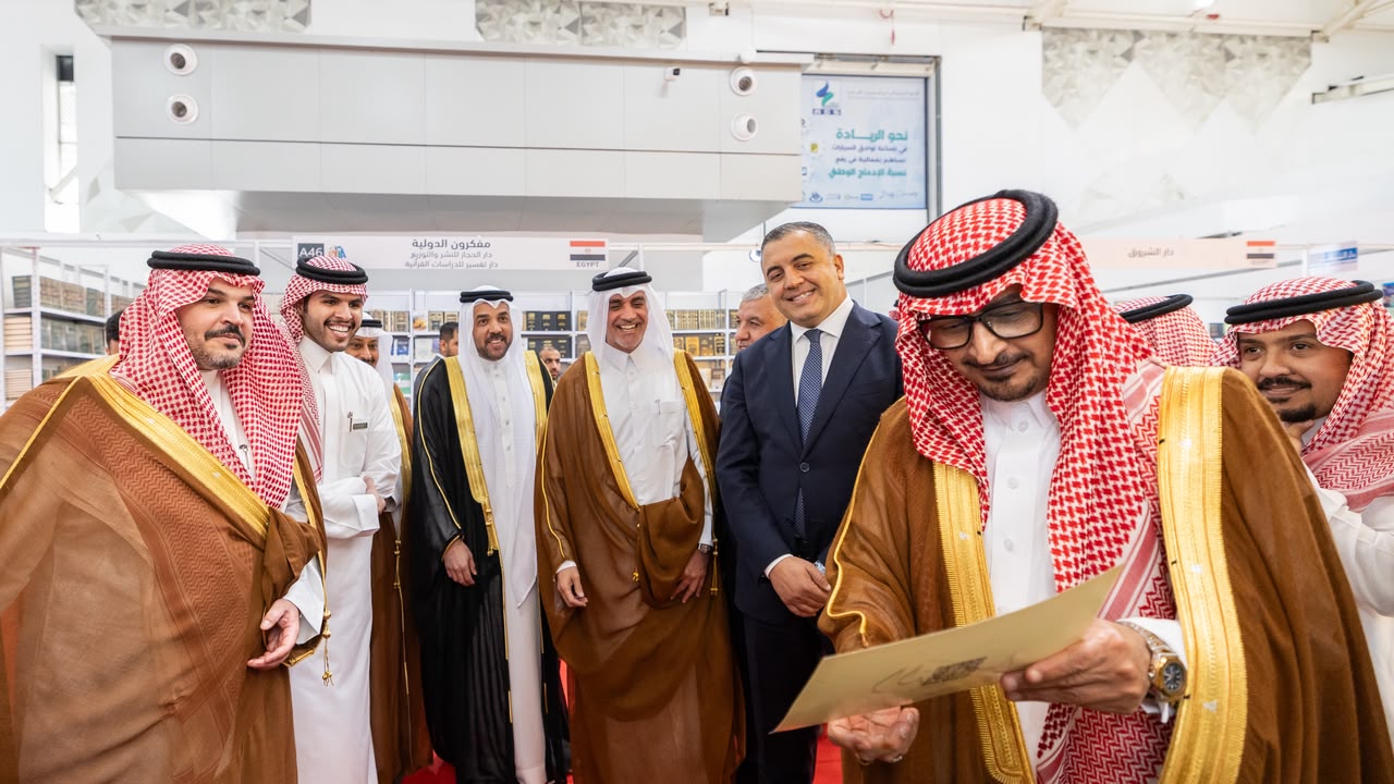 السفير السعودي يطوف بجناح المملكة الشقيقة ضيف شرف “سيلا 2026” – الشروق أونلاين
