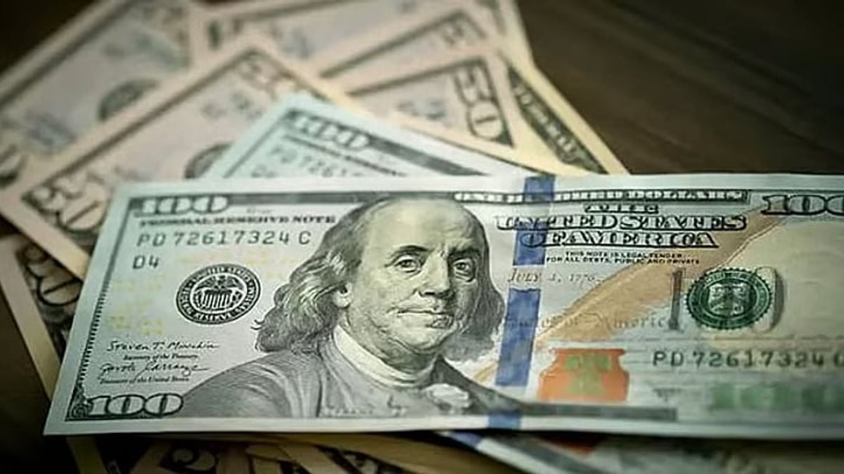 الدولار يستقر قرب أعلى مستوى في 18 شهرًا ترقبًا لبيانات التضخم الأمريكية