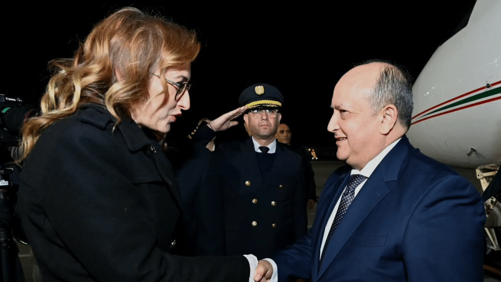 سيفي غريب يصل موسكو.. قمتان على جدول الزيارة