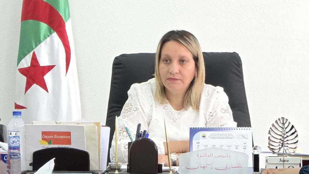 تيبازة… رئيسة دائرة سيدي عمر تحظى بإشادة المواطنين عقب الإعلان عن قائمة السكن