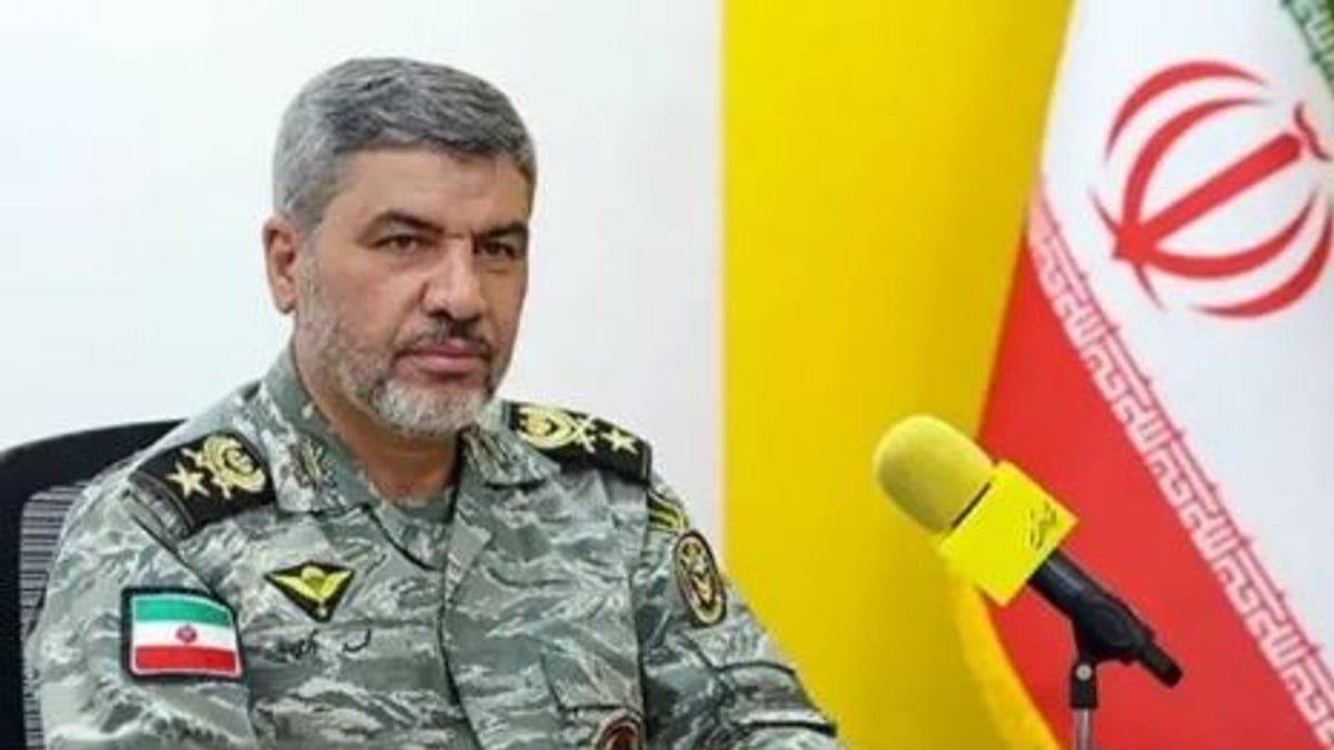 إيران تعلن خططًا لإبعاد القطع الأمريكية وتوصي السفن بمسار محدد في هرمز