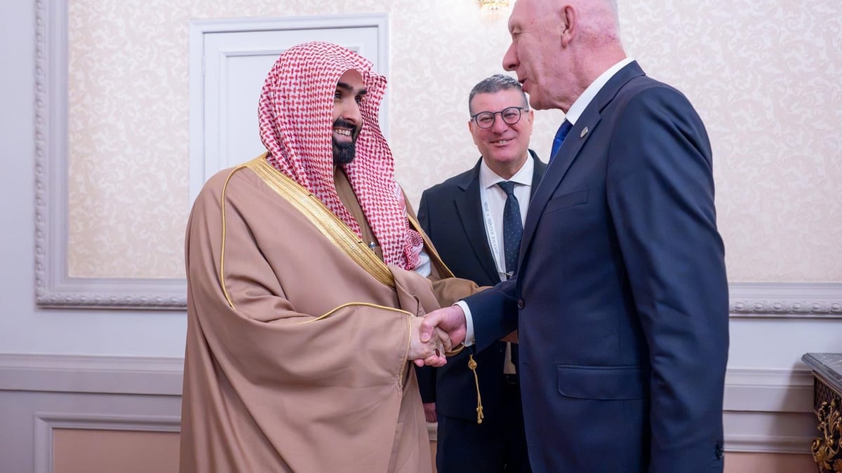 النائب العام السعودي يلتقي المدعي العام الروسي في قازان لتعزيز التعاون