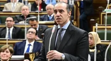 عاجل..                                             الحكومة: تطبيق قانون العلاوة أول يوليو للمخاطبين وغير المخاطبين بالخدمة المدنية