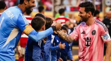 يا خبر بفلوس.. محمد الشناوي يفلت من كارثة بسبب ميسي.. وفيفا في مرمى النيران